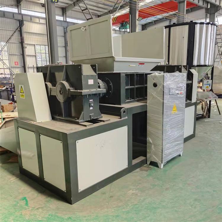 Máy hủy tài liệu nhựa công nghiệp