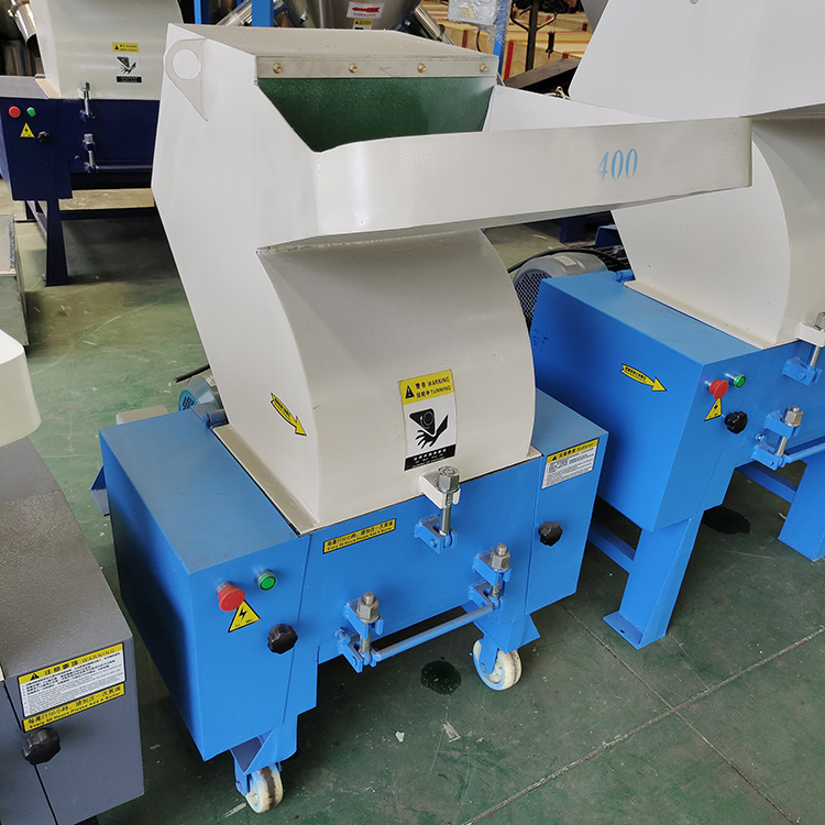 Máy nghiền nhựa ZC400 (1)